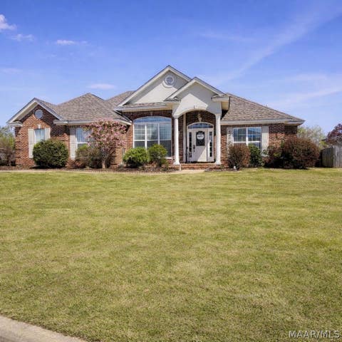 Photo of 428 Maribeth Loop, Deatsville, AL 36022 (MLS # 588455)