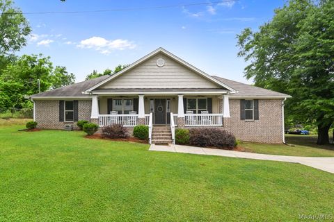 Photo of 612 Bass Street, Tallassee, AL 36078 (MLS # 586611)