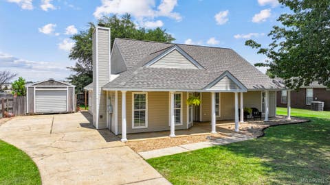 Photo of 1835 Sanford Drive, Prattville, AL 36066 (MLS # 589342)