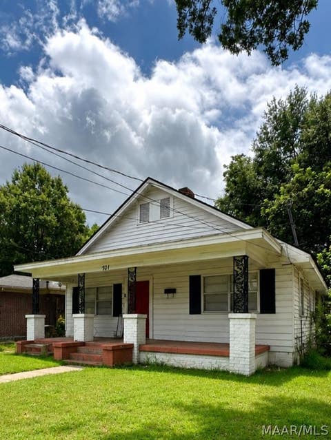 Photo of 701 Emerson Street, Montgomery, AL 36108 (MLS # 589130)