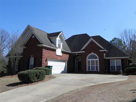 Photo of 6 FAIRWAY Drive, Millbrook, AL 36054 (MLS # 584380)