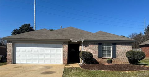 Photo of 615 LITTLE FARM Road, Prattville, AL 36066 (MLS # 583383)