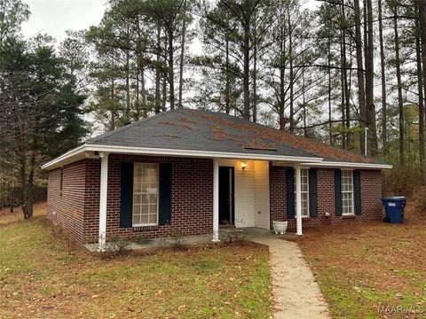 Photo of 160 Noahs Road, Wetumpka, AL 36092 (MLS # 582446)