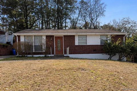 Photo of 106 White Oak Drive, Prattville, AL 36067 (MLS # 583840)