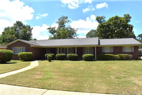 Photo of 304 Sterling Drive, Montgomery, AL 36109 (MLS # 590321)
