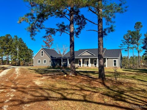Photo of 17738 Mckenzie Grade Road, Georgiana, AL 36033 (MLS # 581647)