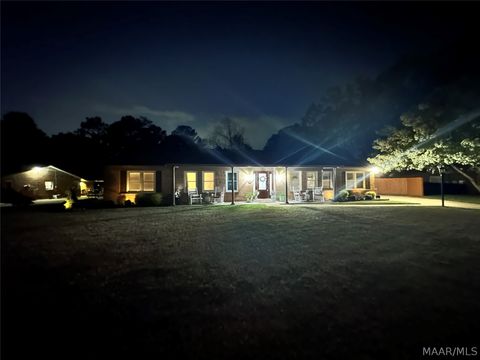 Photo of 104 Tuckabatchee Court, Montgomery, AL 36117 (MLS # 583640)