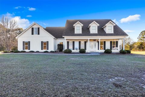 Photo of 418 Flatwood Spur, Wetumpka, AL 36092 (MLS # 582200)