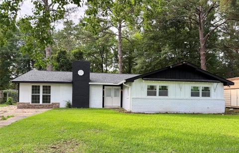Photo of 2711 Gwynnbrook Road, Montgomery, AL 36116 (MLS # 587845)