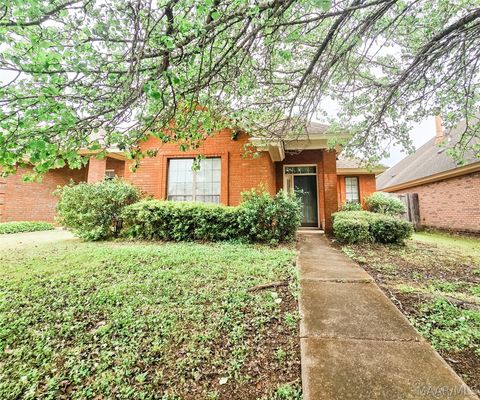 Photo of 6308 CHAPRICE Lane, Montgomery, AL 36117 (MLS # 585548)