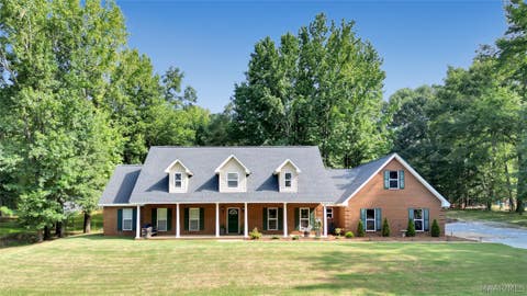 Photo of 1574 Rolling Hills Drive, Prattville, AL 36067 (MLS # 589942)