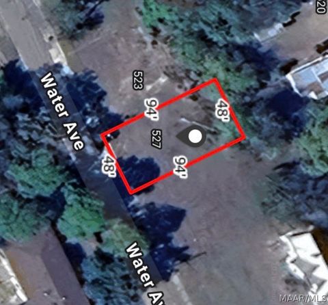 Photo of 527 Water Avenue, Selma, AL 36701 (MLS # 584453)