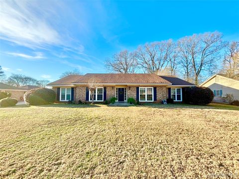 Photo of 447 Arrowhead Drive, Montgomery, AL 36117 (MLS # 583141)