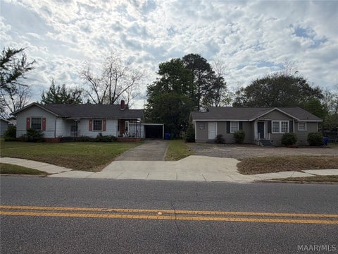 Photo of 1115 Park Street, Troy, AL 36081 (MLS # 588609)