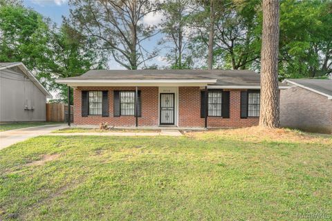 Photo of 6216 South Hampton Drive, Montgomery, AL 36116 (MLS # 585583)