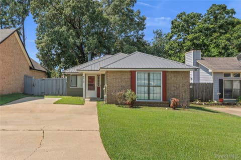 Photo of 6016 CAMELOT Court, Montgomery, AL 36117 (MLS # 589327)