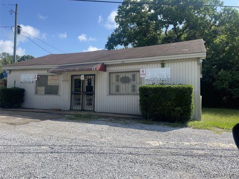 Photo of 4801 Woodley Road, Montgomery, AL 36116 (MLS # 545797)