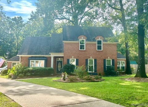 Photo of 249 Charleston Court S, Montgomery, AL 36117 (MLS # 589454)