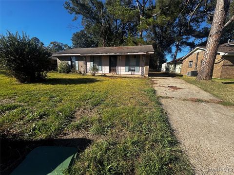 Photo of 3938 NASSAU Drive, Montgomery, AL 36108 (MLS # 582684)