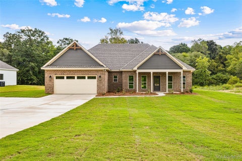 Photo of 292 Madix Drive, Eclectic, AL 36024 (MLS # 590447)