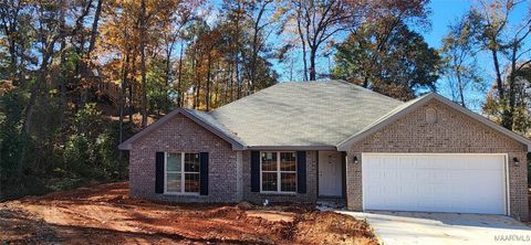 Photo of 239 Brownstone Loop, Elmore, AL 36022 (MLS # 581734)