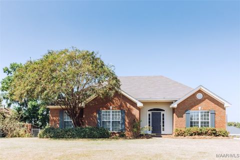 Photo of 1920 Cedar Ridge Loop, Prattville, AL 36067 (MLS # 580137)