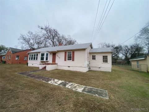 Photo of 3639 Whiting Avenue, Montgomery, AL 36105 (MLS # 584303)