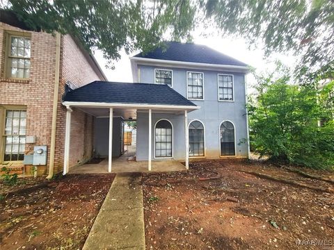 Photo of 364 Yesterhouse Drive, Montgomery, AL 36117 (MLS # 583448)