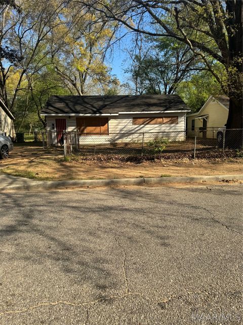 Photo of 319 E PARK Avenue, Montgomery, AL 36110 (MLS # 585335)