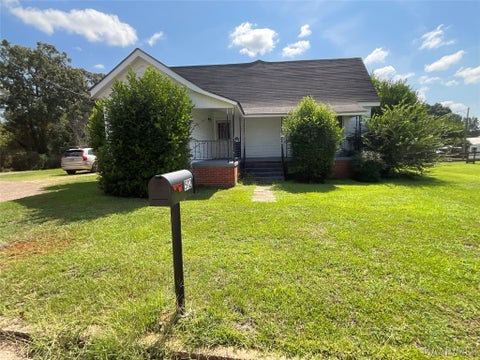 Photo of 512 Eubanks Street, Tallassee, AL 36078 (MLS # 590485)