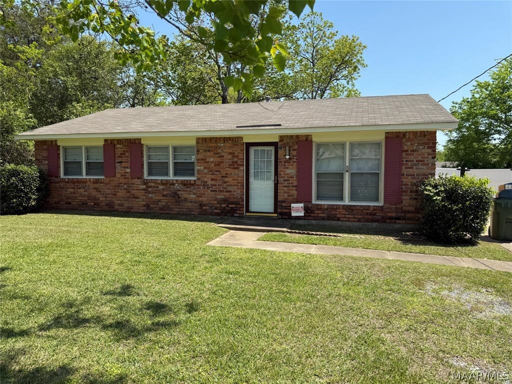 Photo 1 of 10 — 3211 Hackberry Lane, Montgomery, AL 36116