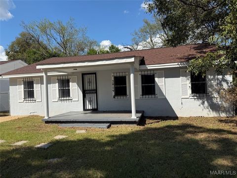 Photo of 2019 Stokes Street, Montgomery, AL 36107 (MLS # 580429)