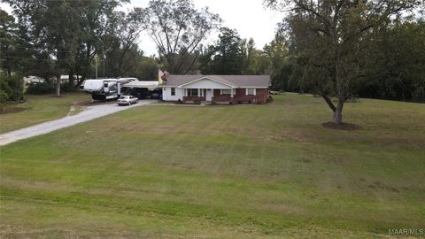 Photo of 1715 County Road 10, Prattville, AL 36008 (MLS # 580597)