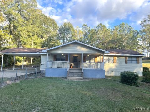 Photo of 1396 County Road 39, Deatsville, AL 36022 (MLS # 581278) Photo of 1396 County Road 39, Deatsville, AL 36022 (MLS # 581278)