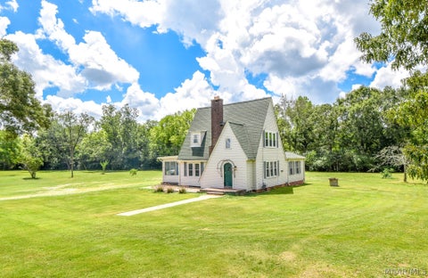 Photo of 2385 Gilmer Avenue, Tallassee, AL 36078 (MLS # 589641)
