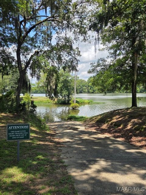 Photo of 101 Robinson Pond Road, Prattville, AL 36067 (MLS # 578172)