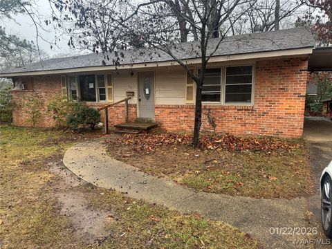 Photo of 508 Forest Hills Drive, Montgomery, AL 36109 (MLS # 583051)