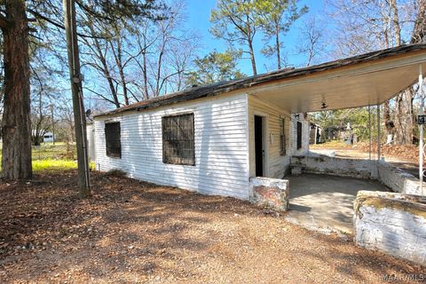 Photo of 486 Japonica Street, Montgomery, AL 36105 (MLS # 584459)