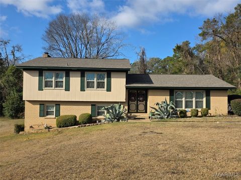 Photo of 227 Cresthaven Court, Selma, AL 36701 (MLS # 582248)