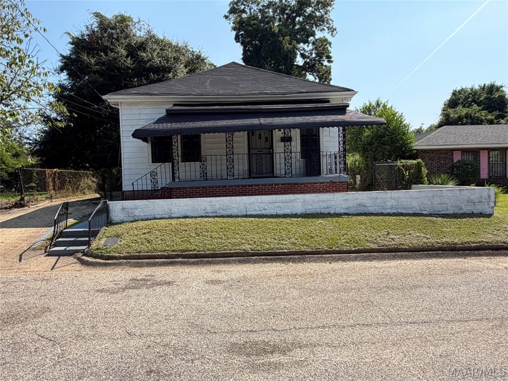 Photo 1 of 28 — 445 Dericote Street, Montgomery, AL 36104