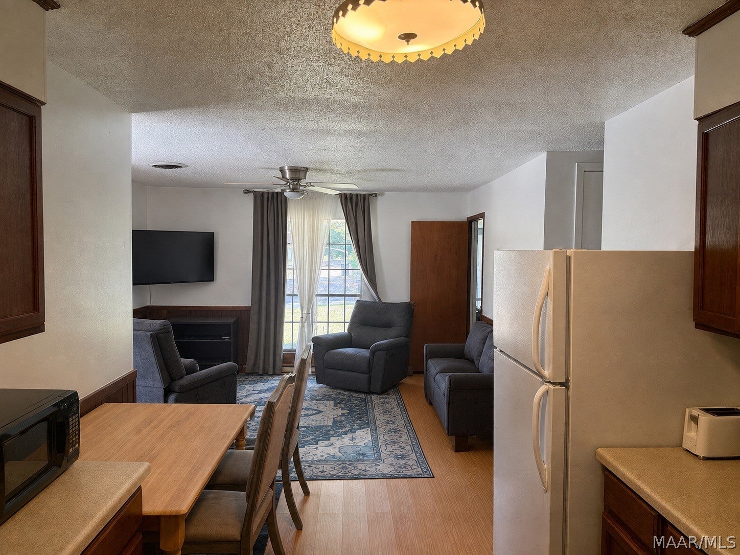 707 Auburn Street - Photo 4