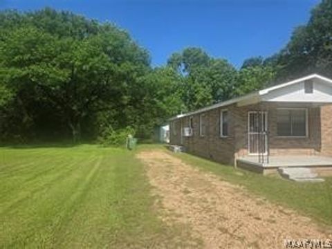 Photo of 718 Barnes Street, Montgomery, AL 36108 (MLS # 585269)