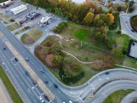 Photo of 5911 Highway 231 Highway N, Wetumpka, AL 36092 (MLS # 550036)