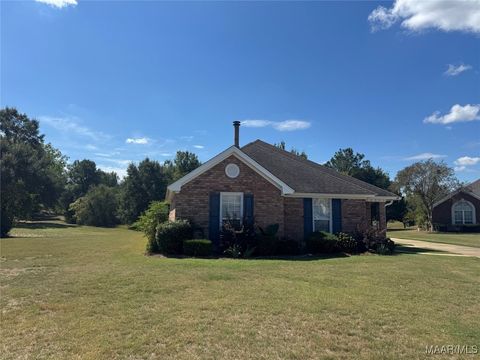 Photo of 6804 SANDFIELD Drive, Montgomery, AL 36117 (MLS # 580714)