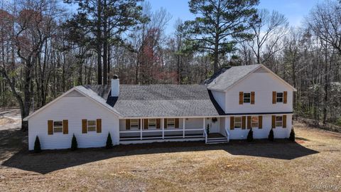 Photo of 1695 Samaria Road, Clanton, AL 35045 (MLS # 584450)