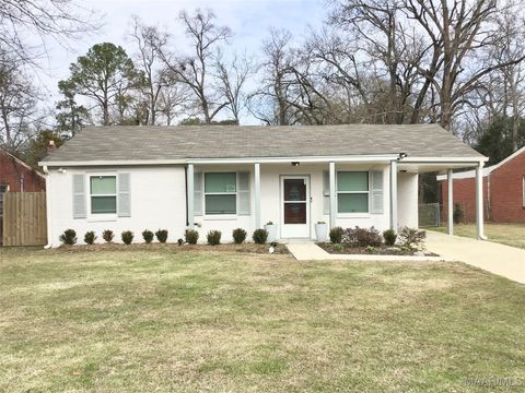 Photo of 644 IRIS Lane, Montgomery, AL 36105 (MLS # 583304)