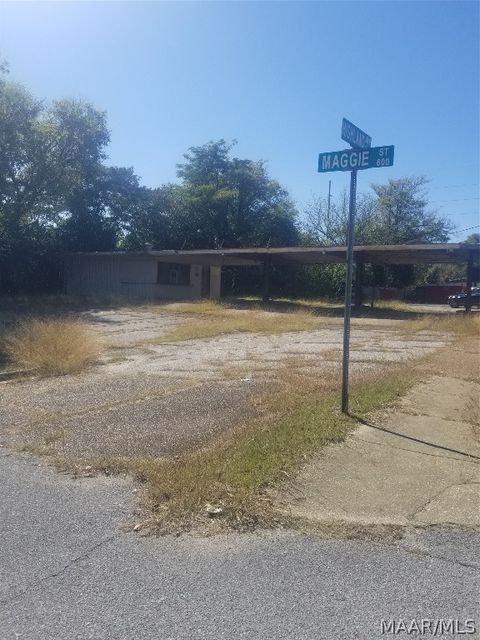 Photo of 1318 HIGHLAND Avenue, Montgomery, AL 36104 (MLS # 527818)