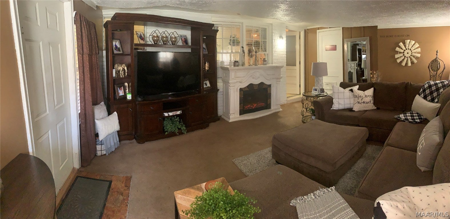 1515 MARLOWE Drive - Photo 3
