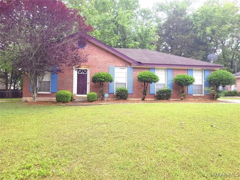 Photo of 3248 Meadow Walk Lane, Montgomery, AL 36116 (MLS # 583363)