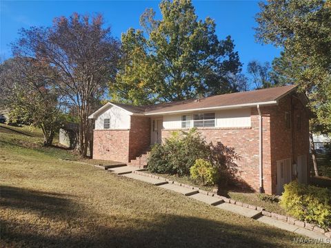 Photo of 649 PARTRIDGE Lane, Prattville, AL 36067 (MLS # 581808)